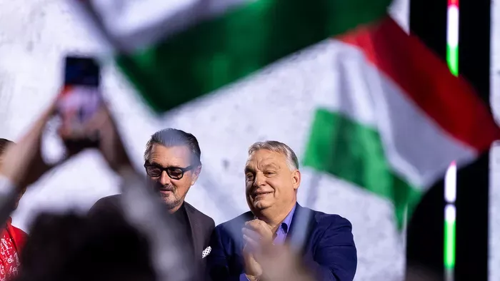 2025.12.06.Háború ellenes gyűlés_Kecskemét
OV és Csiszár Jenő