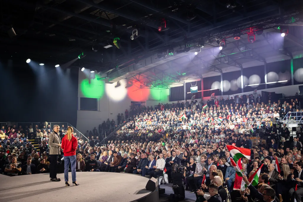 2025.12.06.Háború ellenes gyűlés_Kecskemét
