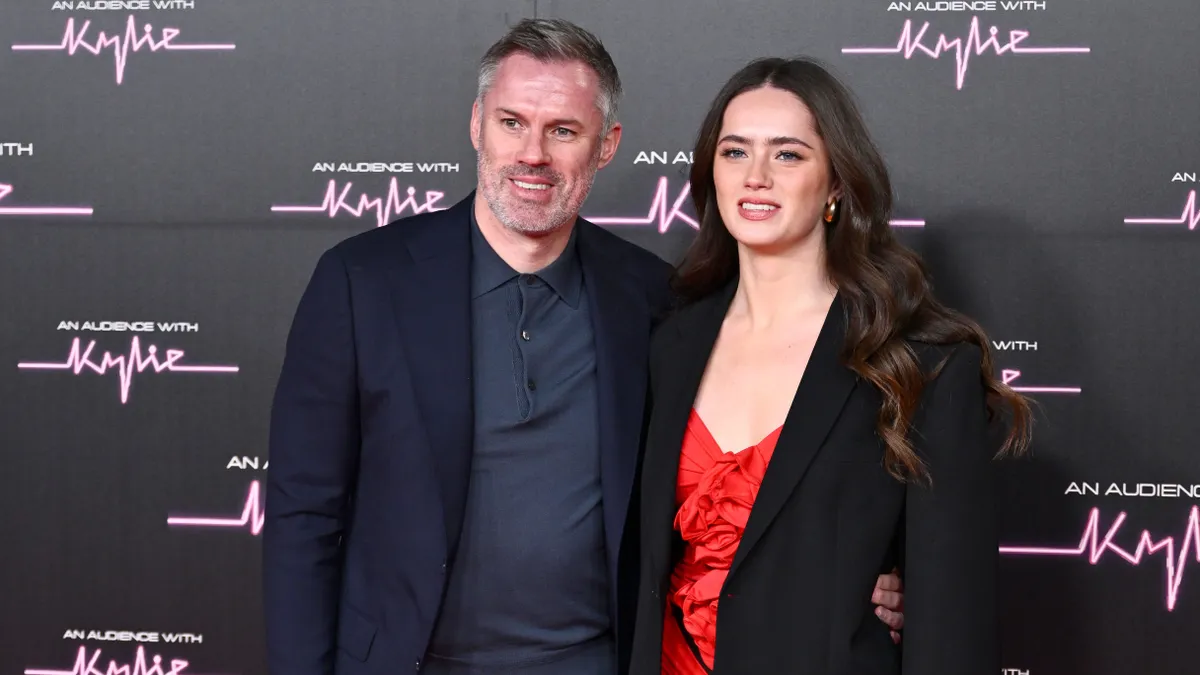 Jamie Carragher lánya, Mia Carragher (jobbra) ismét merész képet posztolt