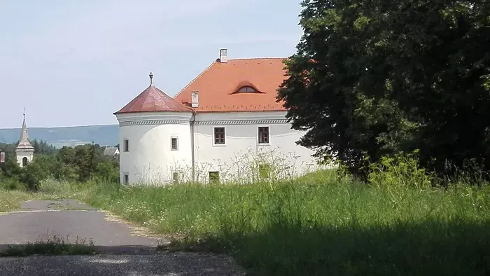 Monok – A minisztereket termő UNESCO Világörökségi falu