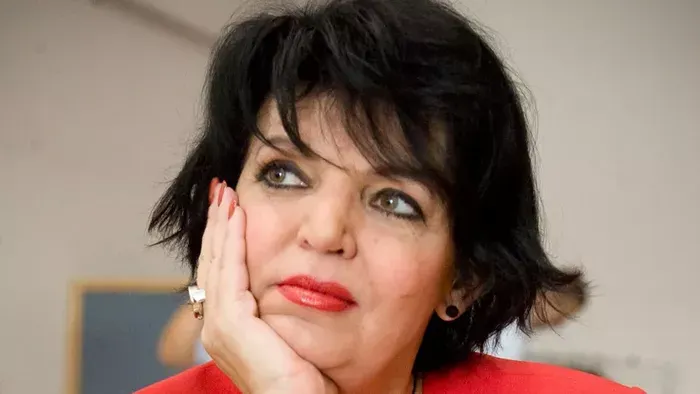 Mary Zsuzsi szenteste lett öngyilkos, így néz ki a sírja