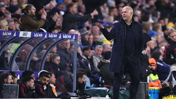 Arne Slot elüldözi Szalah-t Liverpoolból