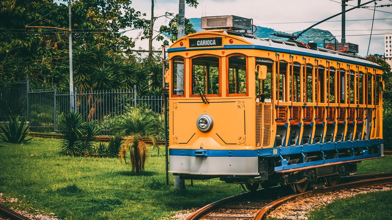 A Rio de Janeiro-i Santa Teresa villamos a világ leghíresebb villamosainak egyike.