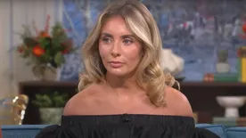 Zsaruk törtek rá: Letartóztatták a 12 óra alatt 1000 férfival szexelő Bonnie Blue-t