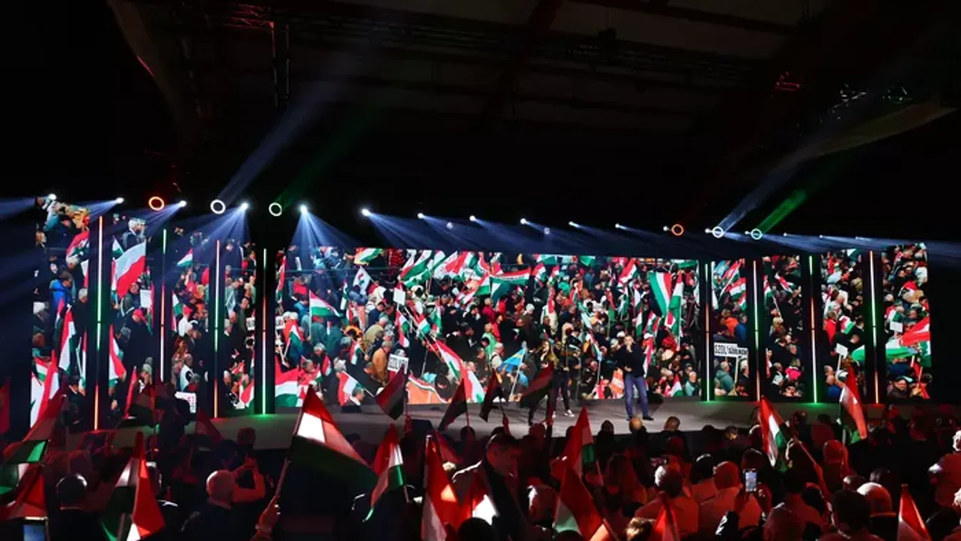 Orbán Viktor: Béke szálljon minden házra