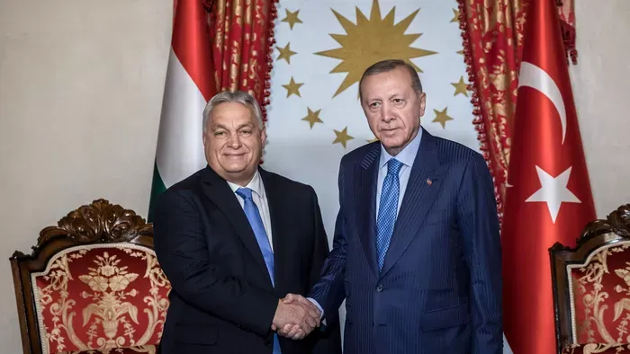 Orbán Viktor: Elviszlek magammal… a török elnökhöz!