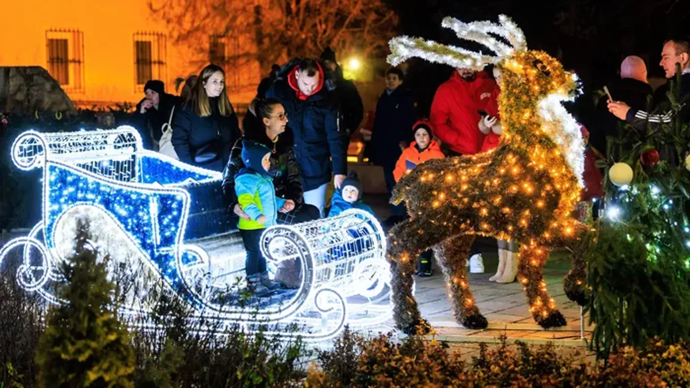 Kilenc város, kilenc hangulat, de ugyanaz a varázs: gyönyörű fények az egész országban - fantasztikus képek