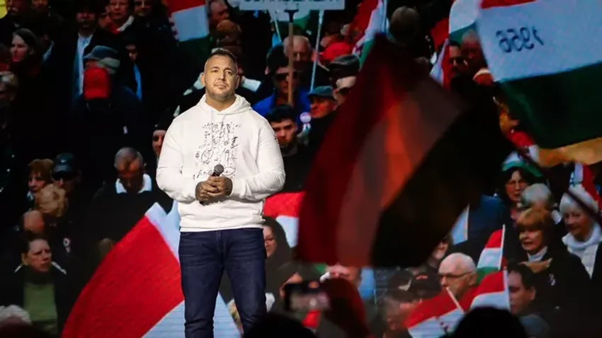 Ismét óriási siker volt Radics Gigi és Curtis produkciója