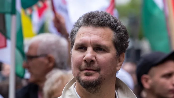 Színt vallotta Tisza: baloldali kormányt alapítanának