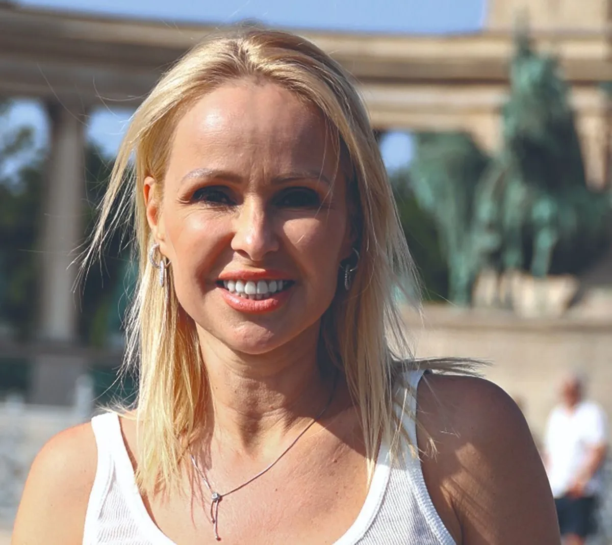 Köllő Babett meglepő szerelmi vallomást kapott Hajdú Pétertől.