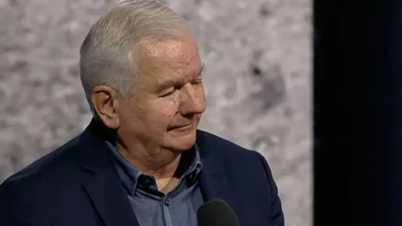 Kiss-Rigó László a Háborúellenes Gyűlésen: „Remélem, a keresztény értékrend és az igaz értékek képviselői jutnak győzelemre ”