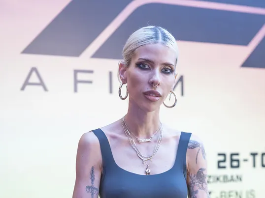 Cinthya Dictator képe