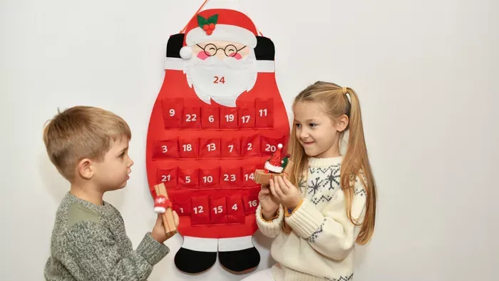 Mit tegyünk a gyerekek adventi naptárjába?