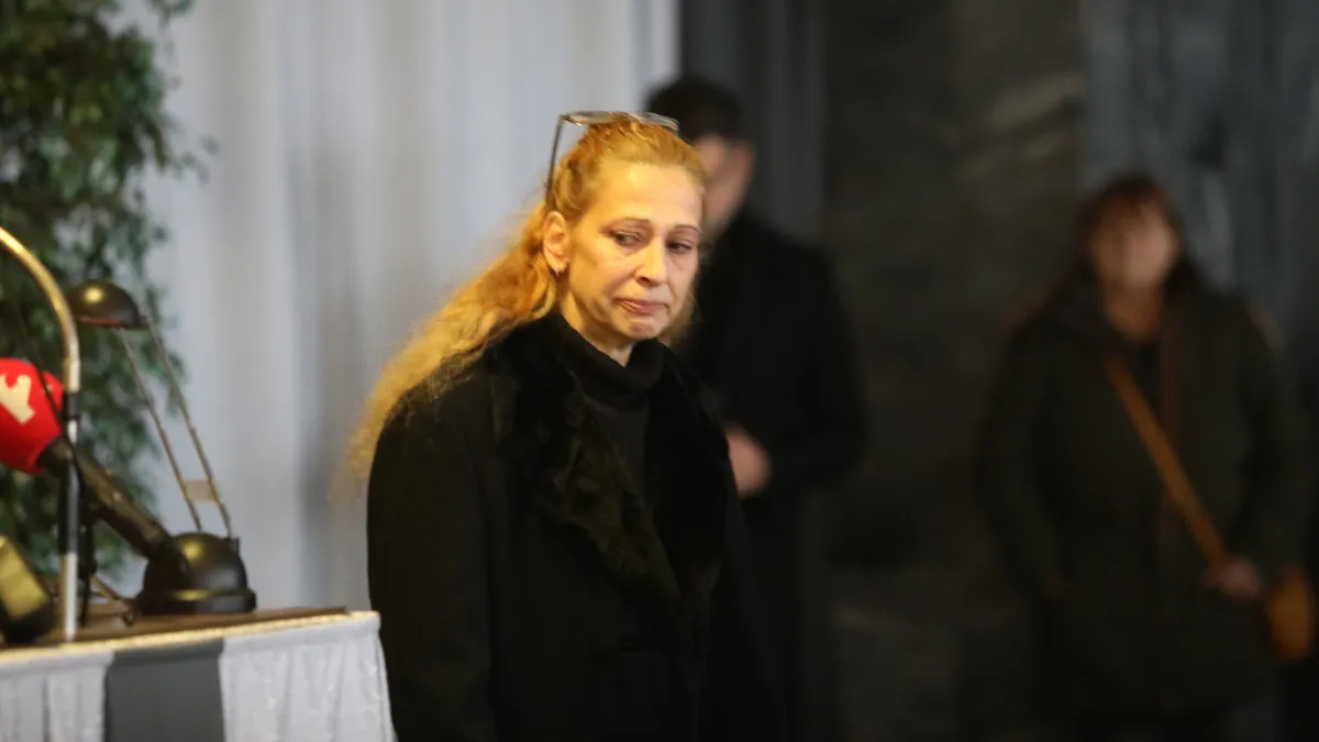 Kálloy Molnár Péter felesége, Lestár Ágnes.