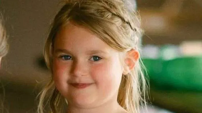 "Egyetlen pillanat alatt elvesztettük" - angyalarcú 7 éves kislány halt meg a balesetben