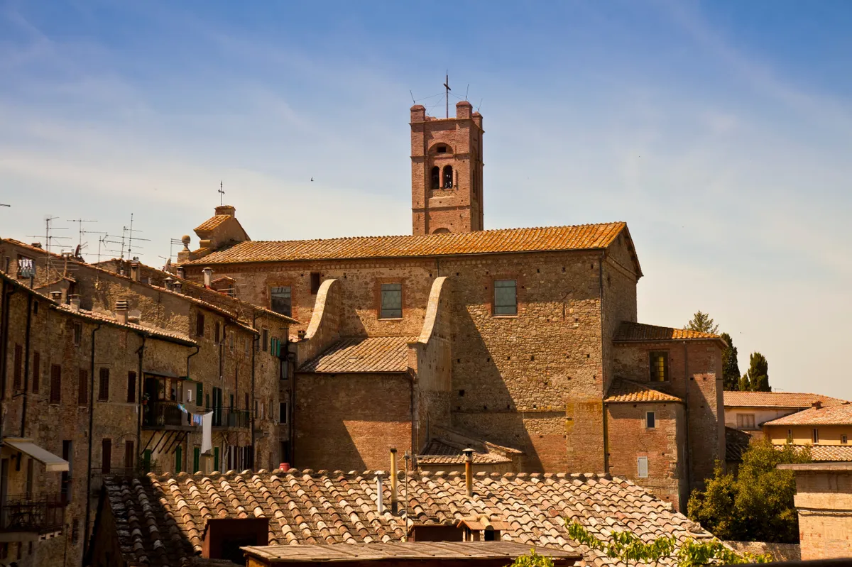 Radicondoli városa, ahol jelentős támogatás jár az Olaszországba költözésért. 