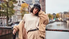 5 divattrükk, amivel a legegyszerűbb pulóvert is stílusossá varázsolhatod