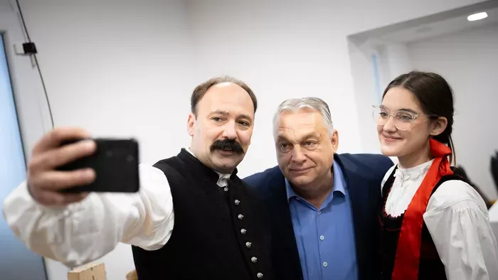 Orbán Viktor a Háborúellenes Gyűlésről: Sokan vagyunk!