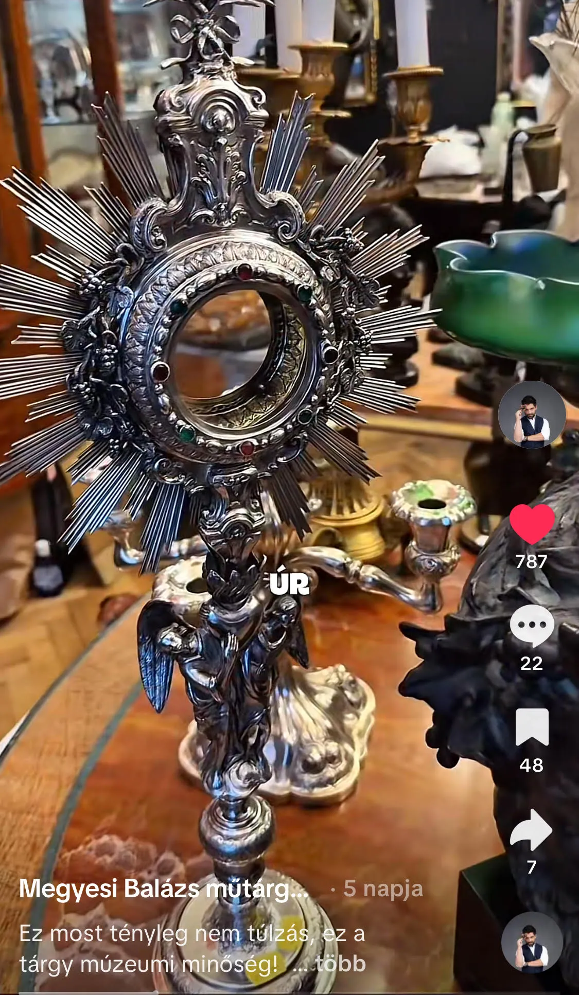 Kincsvadászok Megyesi Balázs megmutatta a vagyont érő, egyházi relikviát.