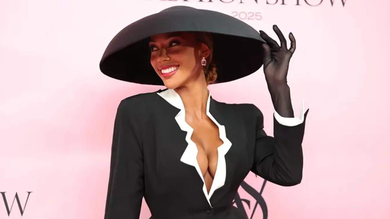 Mindenki a dögös testét bámulja, Playboy-nyuszi lett a szexi kosárlabdázónő