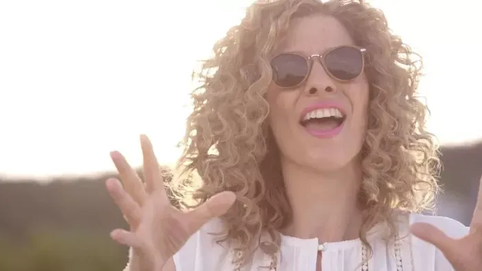 Rejtélyes gyászoló járt Fábián Juli emlékhelyénél – Fotó