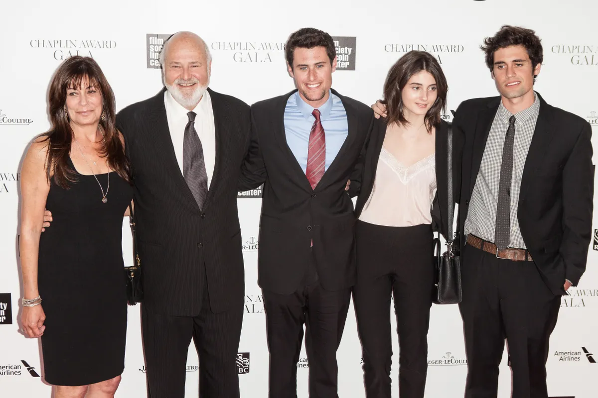 Nick Reiner soha nem mosolygott a családi képeken