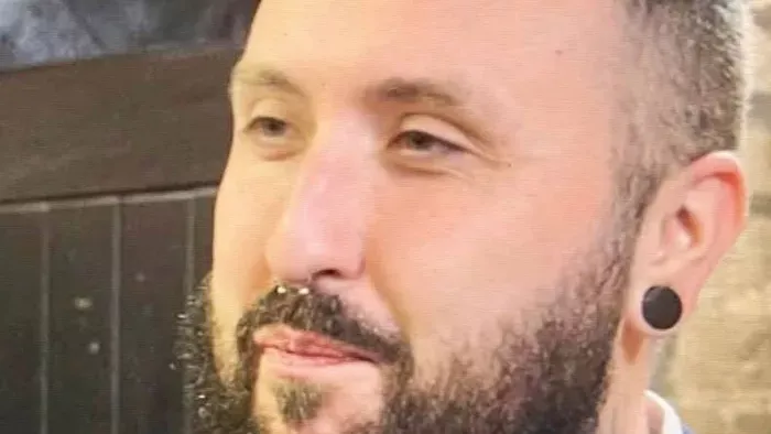 Elhunyt tinédzser emléke előtt tisztelgett, meghalt az apuka