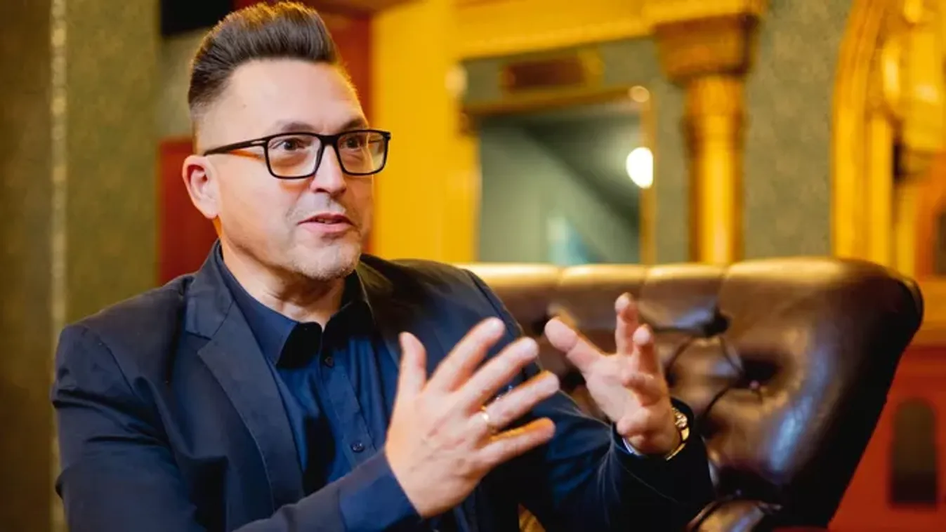 Ákos fia már 27 éves, így ünnepelt a család