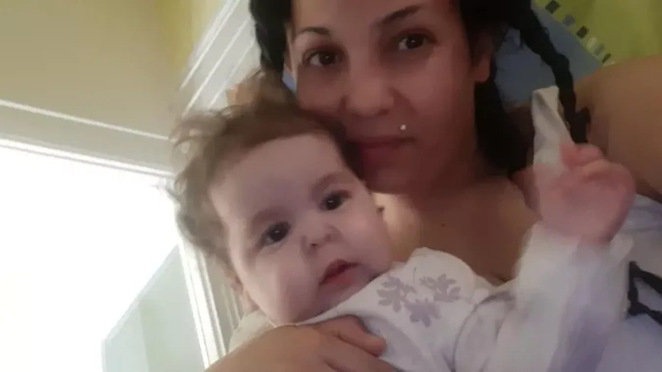 "Ez nekünk a legnagyobb ajándék!" - Először töltheti otthon a karácsonyt a különleges betegséggel küzdő Maja