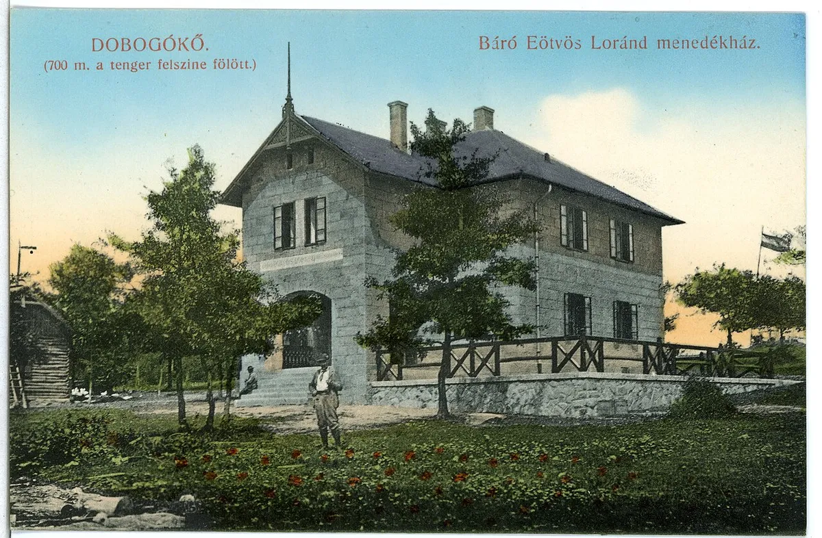 Báró Eötvös Lóránd Menedékház Dobogó-kőn egy korabeli fotón.