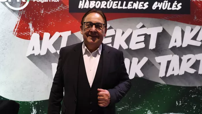 „Nincs neki joga” – Fásy Ádám kiállt a Bors mellett Magyar Péterrel szemben