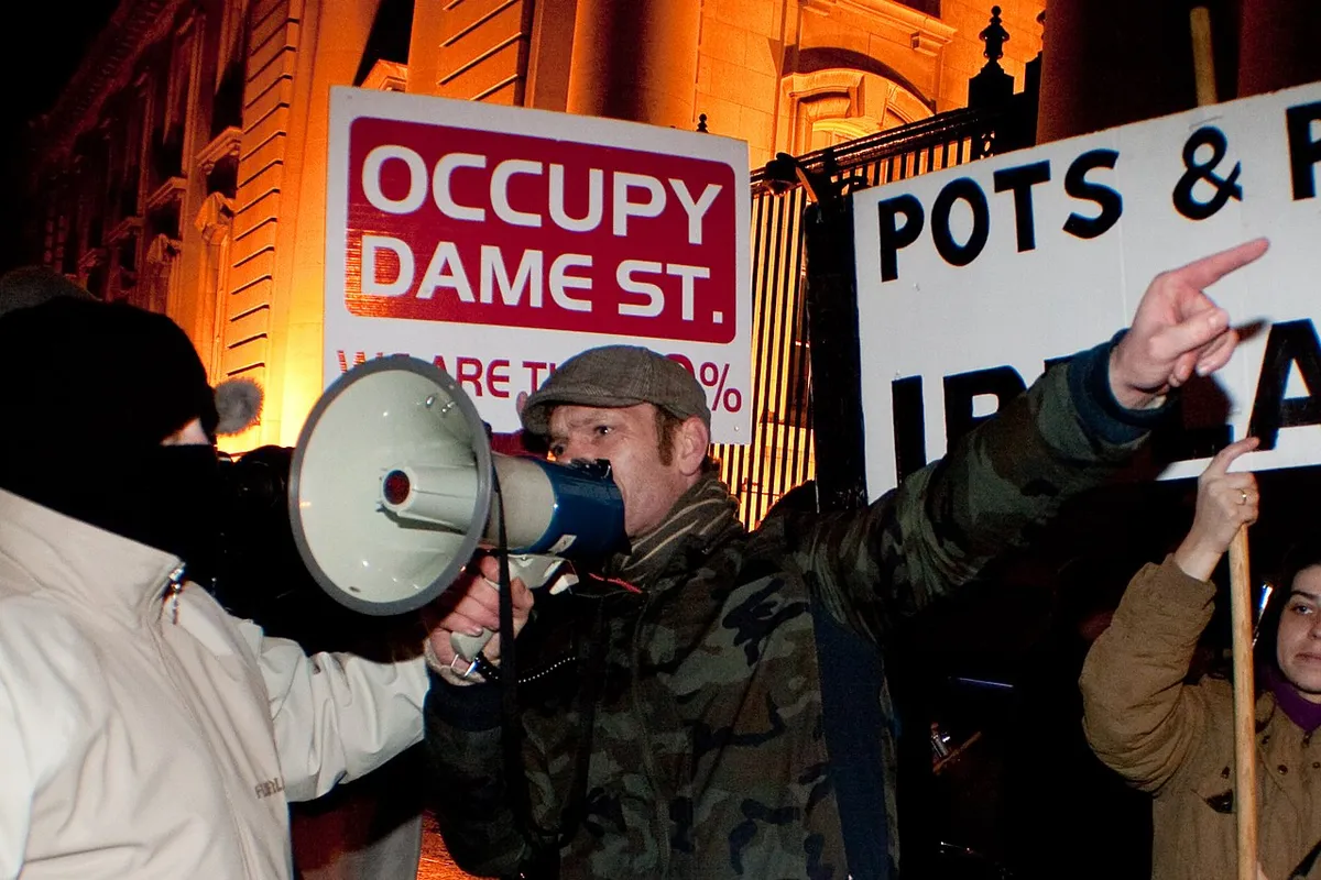 A világ legveszélyesebb országaiban tüntetések, bűnözés fenyegeti a közbiztonságot.