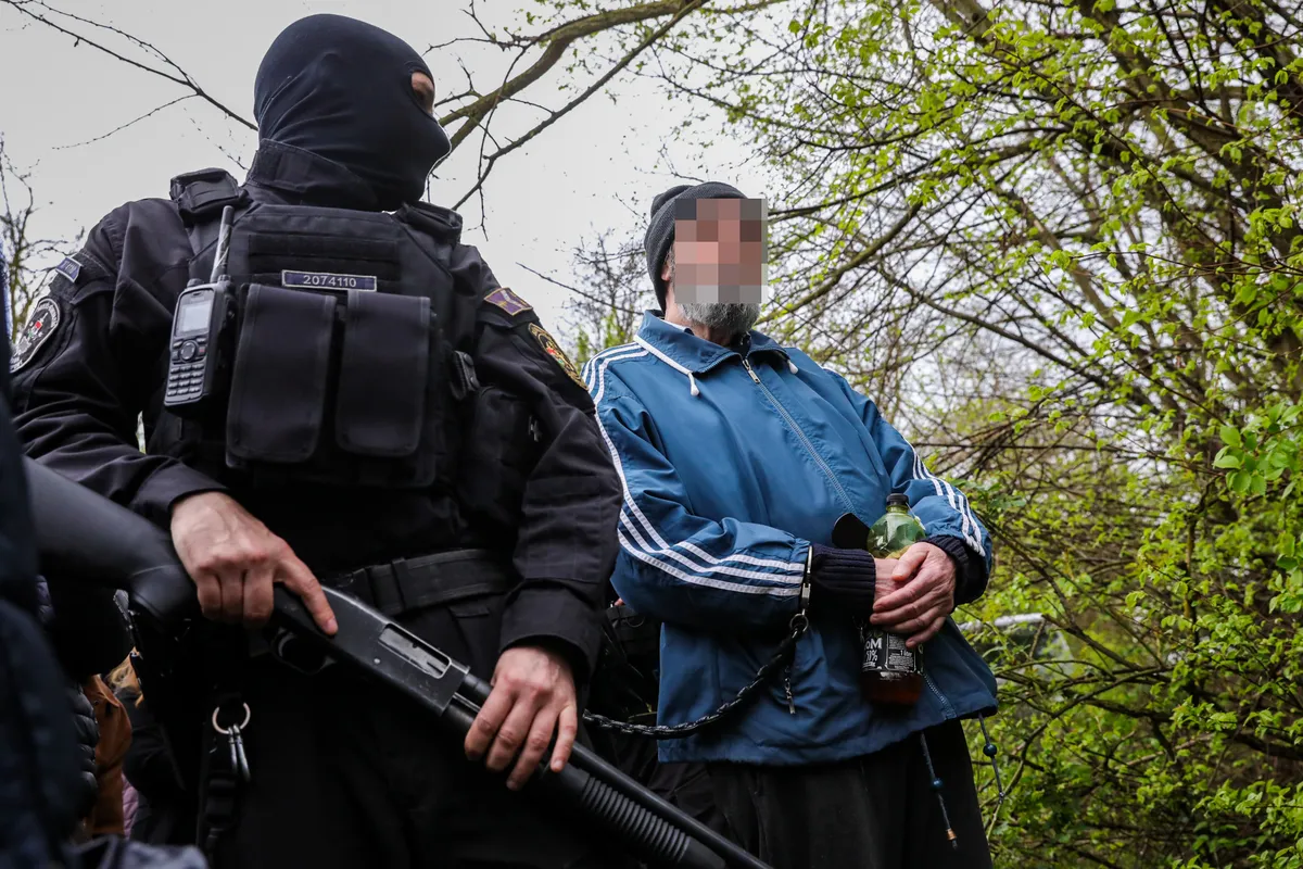 győri eltűnt villanyszerelők