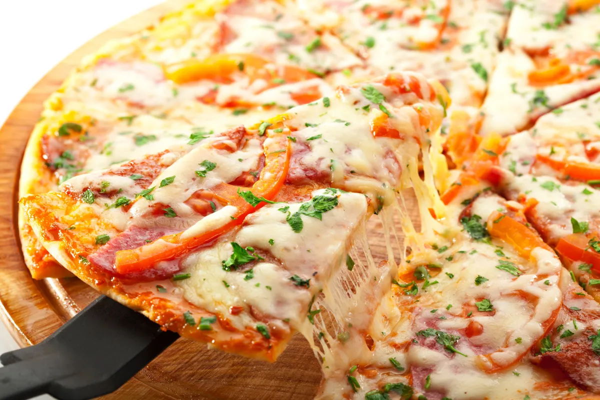 Sajtos diétás pizza recept.