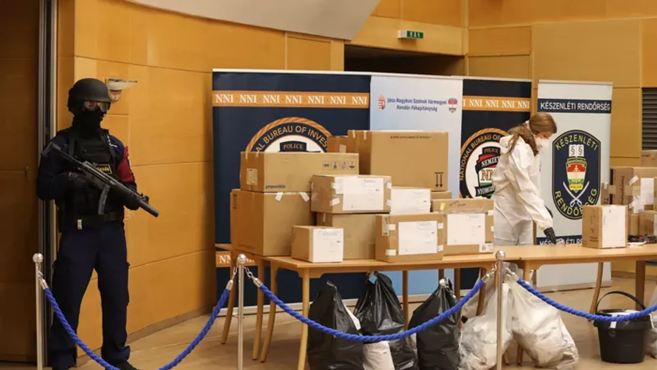 Hatalmas fogás: felszámolták a szolnoki kristálybizniszt