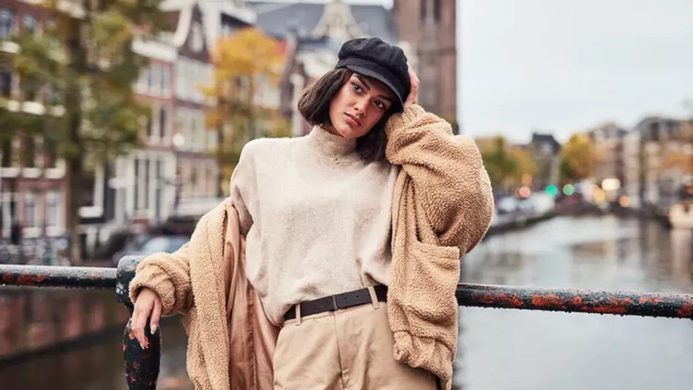 5 divattrükk, amivel a legegyszerűbb pulóvert is stílusossá varázsolhatod