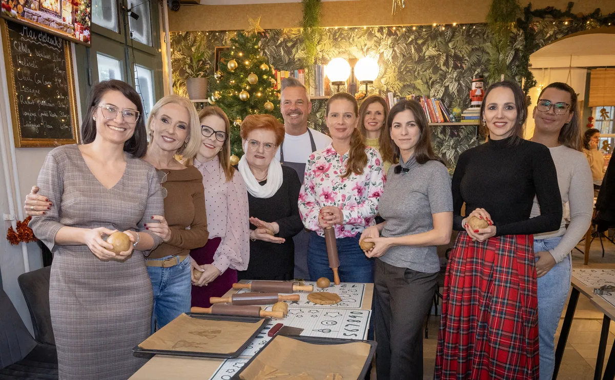 Karácsony előtt jótékonysági mézeskalácssütést szerveztek a női DPK tagjai Lázár séf konyhájában