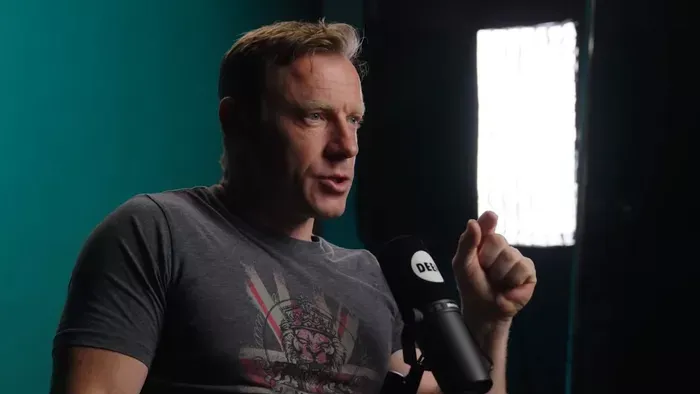 A világ legveszélyesebb munkáját végzi: bármikor belehalhat