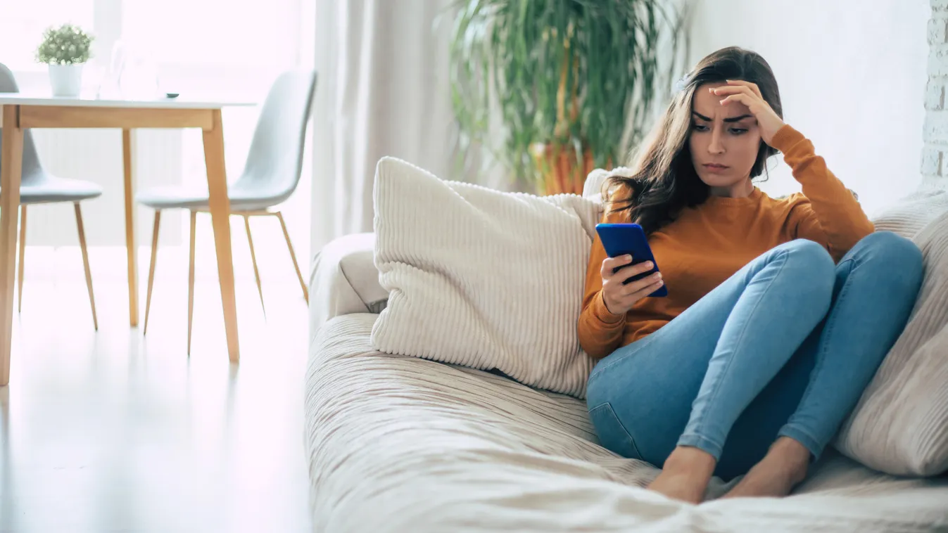 Ezért némítja le decemberben a fél ország a szülői Messenger-csoportot