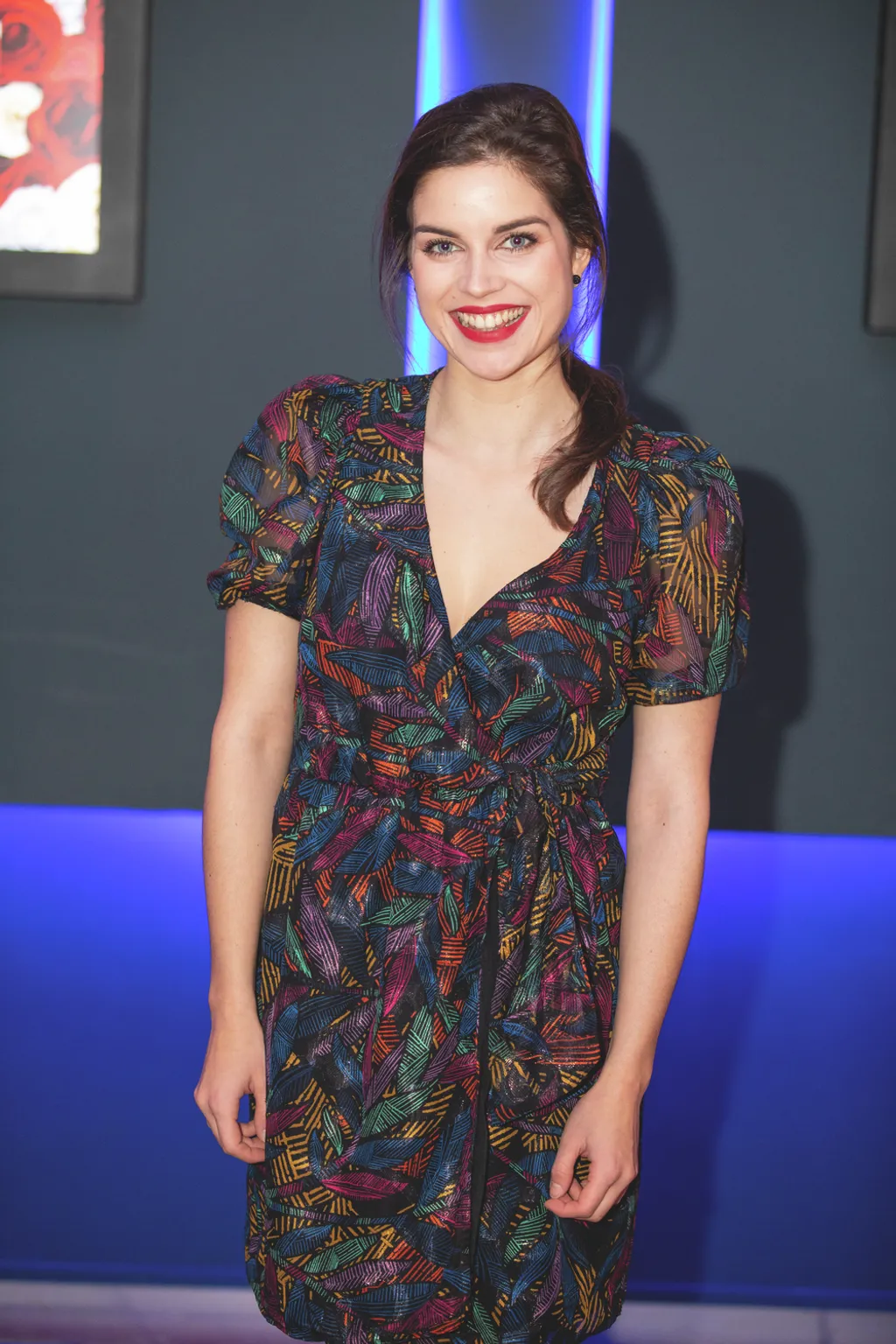Szász Júlia sztáradatlap