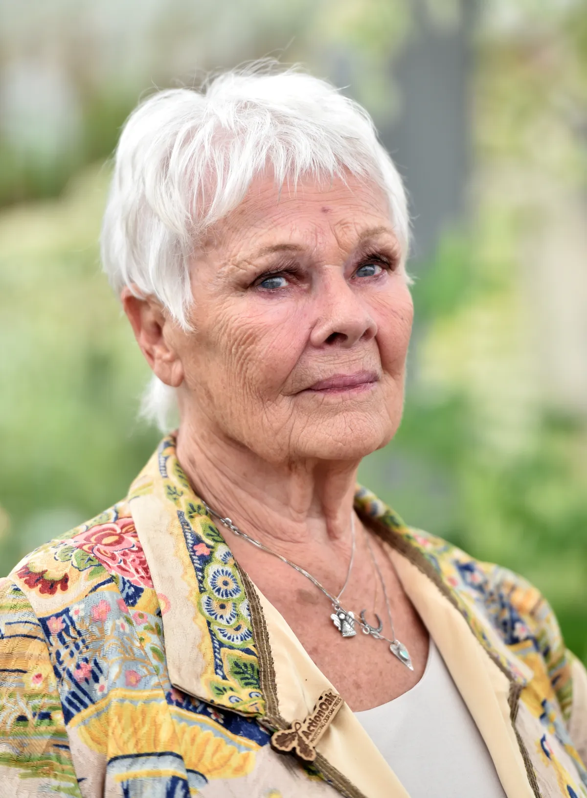 Judi Dench szembetegsége miatt már nem ismer fel senkit