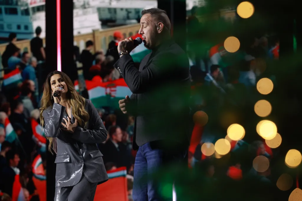 Háborúellenes Gyűlés Szegeden – Orbán Viktor  
 12.20 Szeged 