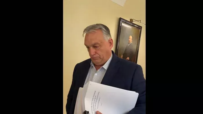"Ismeri a számokat, de nem szabad emberek közé engedni" - Orbán Viktor a Tisza gazdaság-politikusáról