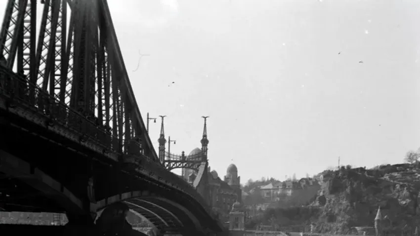 Amikor a Duna teljesen befagyott - retró képek a múltból