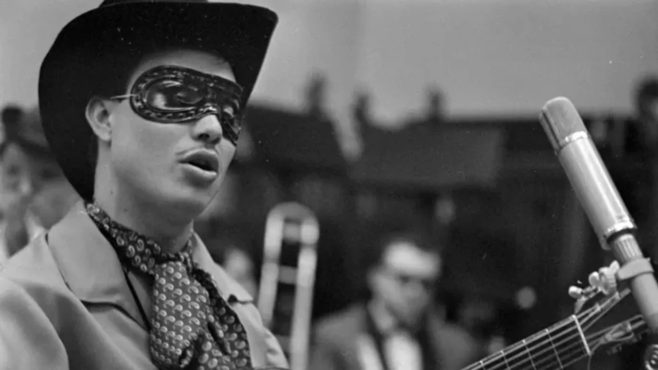 Így buliztak nagyszüleink – Retró farsangi jelmezek fél évszázaddal ezelőttről (galéria)