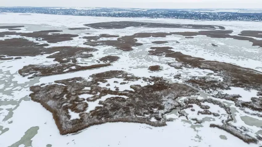 Mesebeli látványt nyújtanak a magyar havas tájak madártávlatból