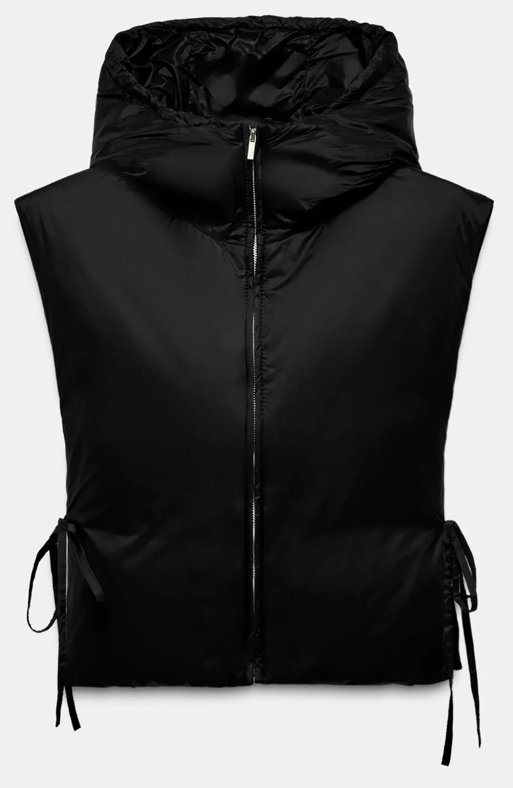 Téli kiegészítő: pufi anyagú gallér.