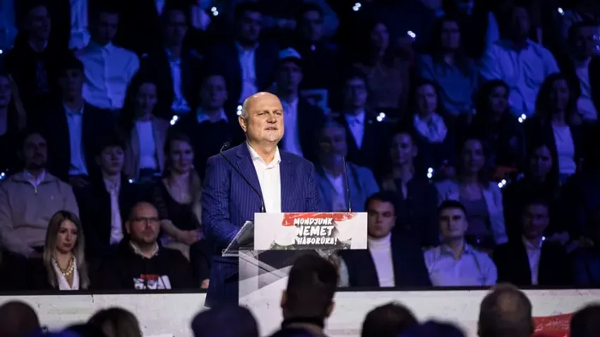 Móring József Attila: Keresztény értékeink veszélyben vannak