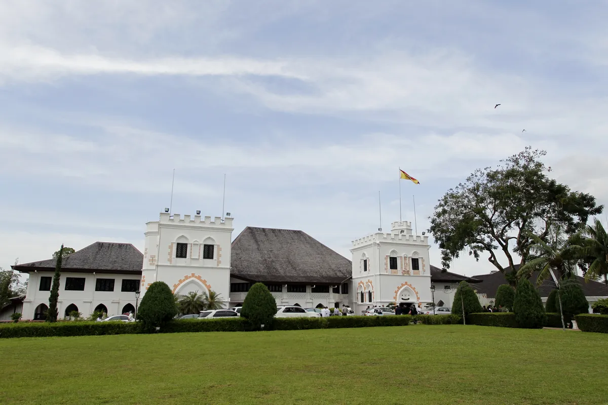A Sarawak állam fővárosában, Kuchingban található Astana-palota.