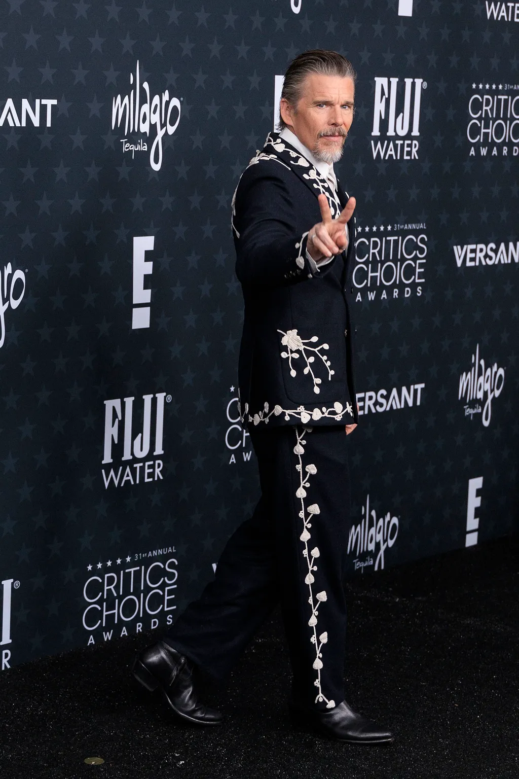 Ethan Hawke on the red carpet of the 31st Critics Choice Awards on Sunday January 4, 2026 at the Barker Hanger in Santa Monica, California. JAVIER ROJAS/PI